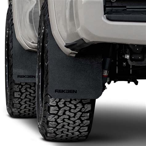 2022 tacoma mudflaps.